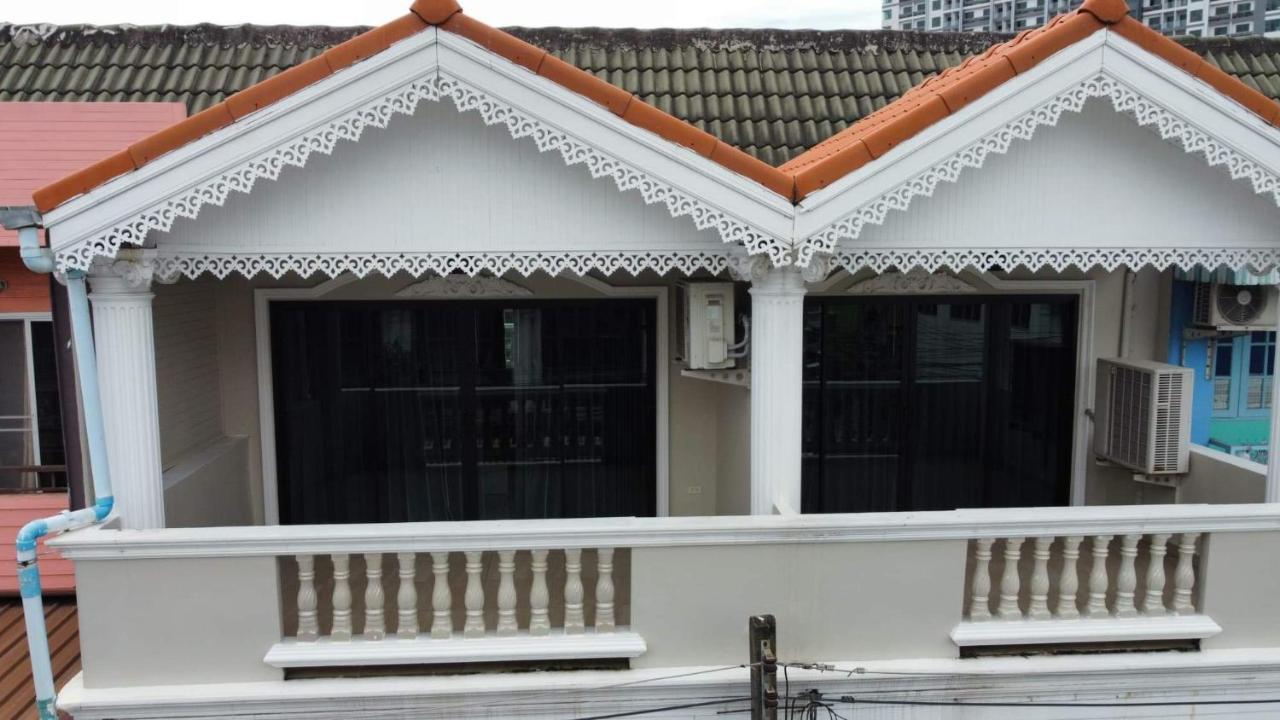 Highwood Mansion Bed and Breakfast Pattaya Exterior foto